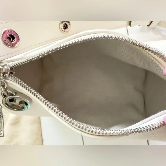 New Gucci Leather Blonde Small Cylinder Handbag / Barrel Bag - Picture 9 of 10